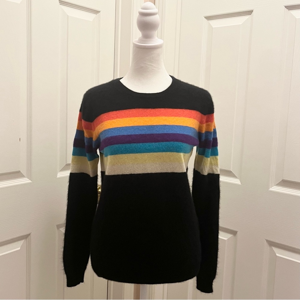 Brodie Cashmere Rainbow Stripe Crewneck Sweater Black Size M